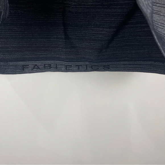 Fabletics Dark Grey Seamless Lurex Pullover Hoodie Athletic Shirt Size Large - Picture 7 of 9